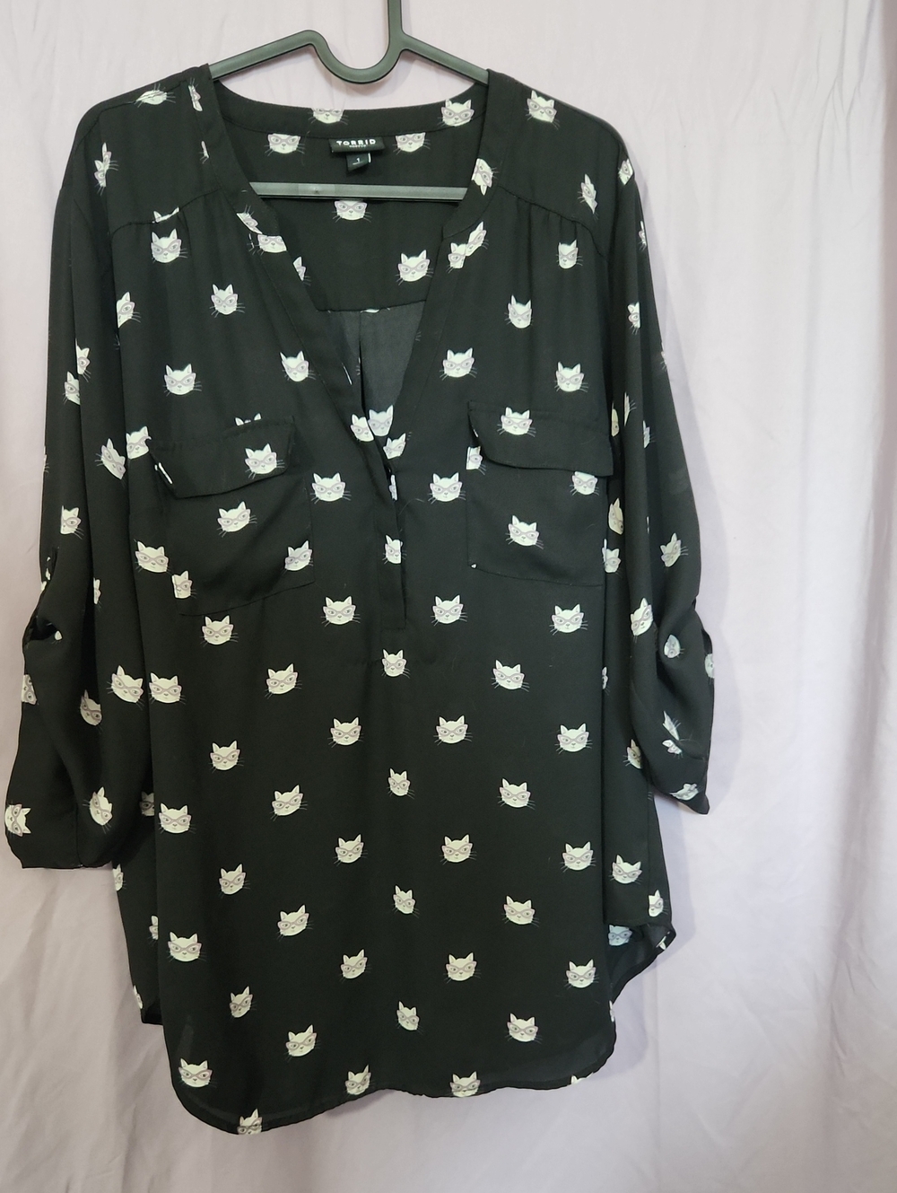 torrid Black Cat-Print blouse